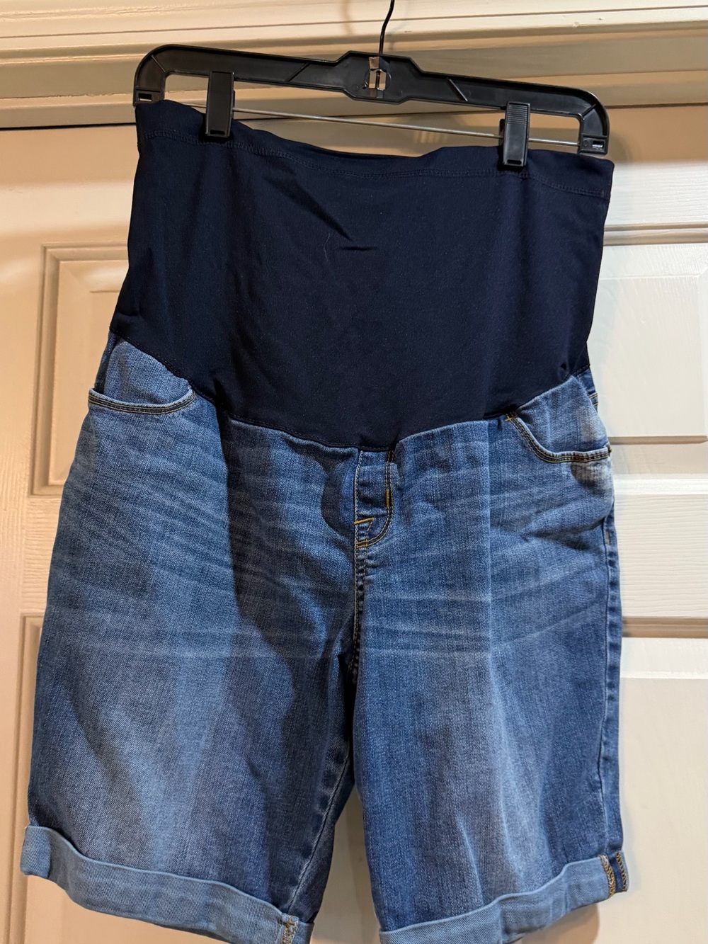Liz Lange Maternity Denim Shorts with Navy Overpanel